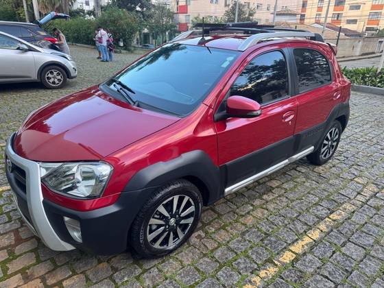 TOYOTA ETIOS 1.5 XLS 16V FLEX 4P AUTOMÁTICO TOYOTA ETIOS 1.5 XLS 16V FLEX 4P AUTOMÁTICO